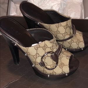 Women’s Gucci heels